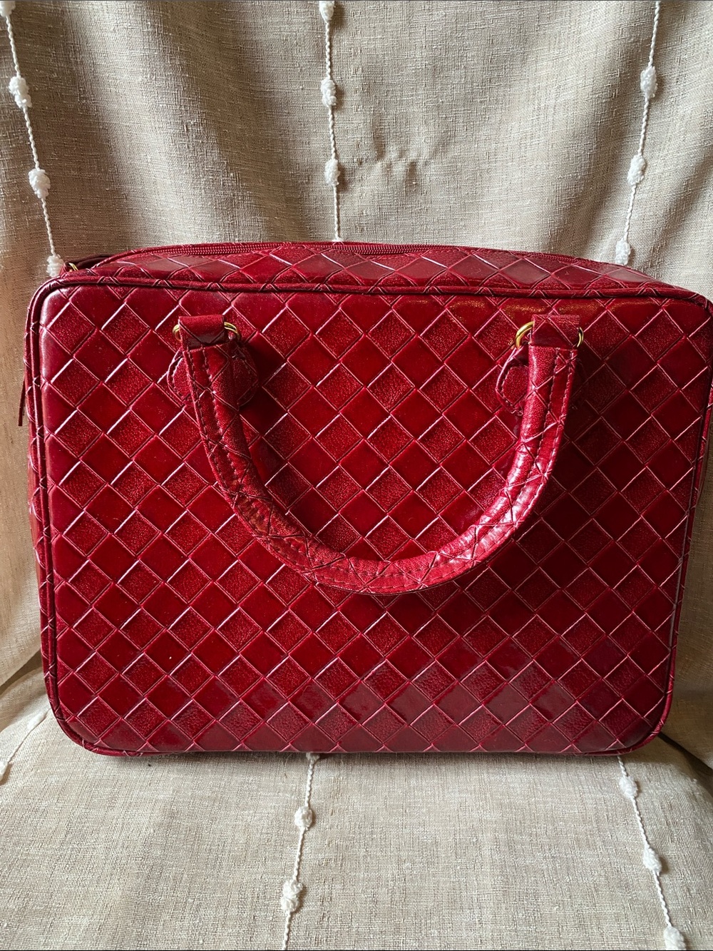 Red Quilted Top-Handle Women’s Bag - Picture 2 of 3